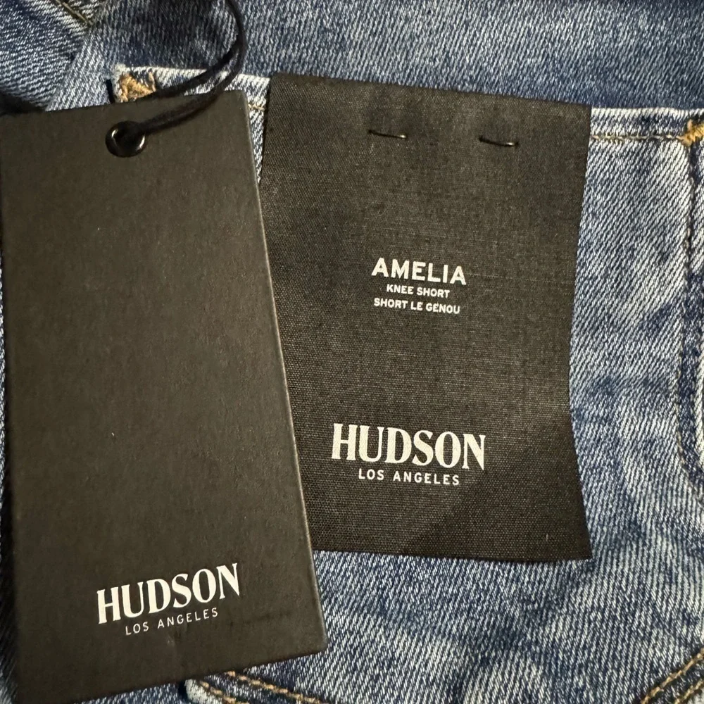 Hudson Amelia Mid-Rise Denim Blue Jean Knee Shorts in Winelight New